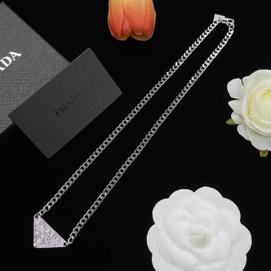 Prada necklace 10lyh37